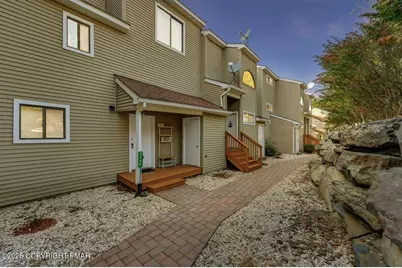  3305 Windermere Drive, Bushkill, PA 18324 - Photo 2