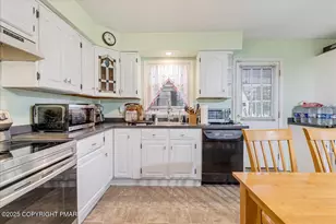 110 Elm Dr, Blakeslee, PA 18610 - Photo 6