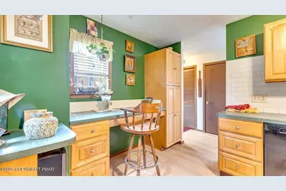  7924 Sleepy Hollow Drive, Tobyhanna, PA 18466 - Photo 14