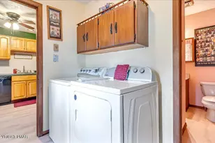 7924 Sleepy Hollow Dr, Tobyhanna, PA 18466 - Photo 32