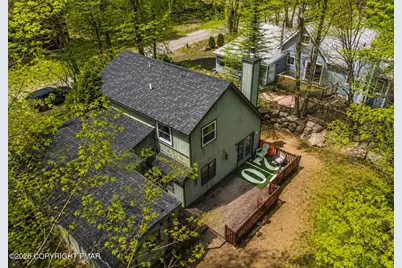  7924 Sleepy Hollow Drive, Tobyhanna, PA 18466 - Photo 2