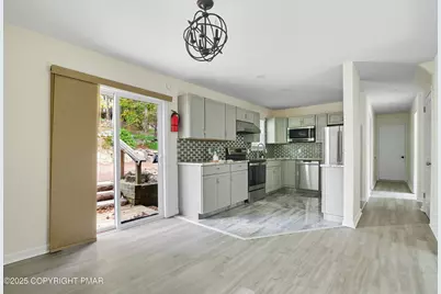  2554 Waterfront Drive, Tobyhanna, PA 18466 - Photo 18