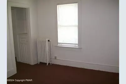  519 Sarah Street Apt # 11, Stroudsburg, PA 18360 - Photo 6