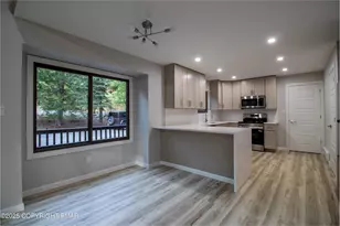 103 Ashley Ct, Bushkill, PA 18324 - Photo 8