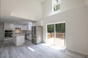 1101 Red Fox Ct, Kresgeville, PA 18333 - Photo 26