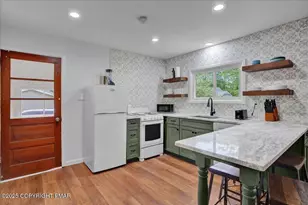 216 Sutton Pl, Pocono Summit, PA 18346 - Photo 6