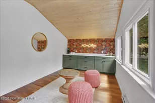 216 Sutton Pl, Pocono Summit, PA 18346 - Photo 22