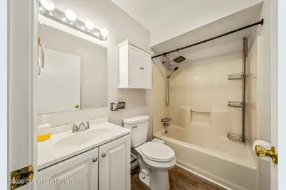  104 Lakeview Drive, Dingmans Ferry, PA 18328 - Photo 16