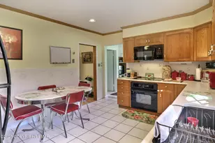 52 S Green St, East Stroudsburg, PA 18301 - Photo 22