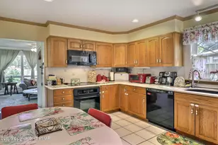 52 S Green St, East Stroudsburg, PA 18301 - Photo 20