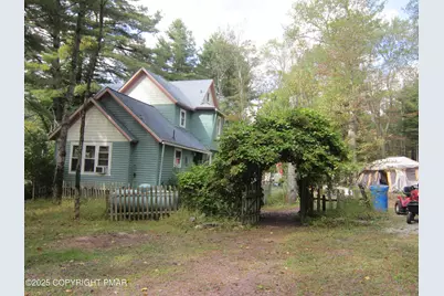  642 Tulip Tree Lane, Cresco, PA 18326 - Photo 2