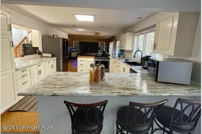  146 Gunstock Lane, Tafton, PA 18464 - Photo 16