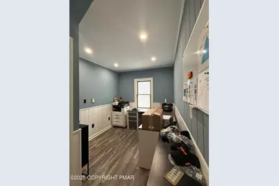  364 N Courtland Street, East Stroudsburg, PA 18301 - Photo 6