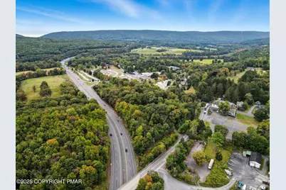 722 Route 115, Saylorsburg, PA 18353 - Photo 12