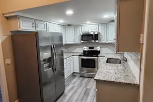 3122 Sycamore Ln, Pocono Summit, PA 18346 - Photo 6