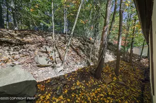 117 Teak Dr, Greentown, PA 18426 - Photo 30