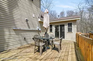 7148 Winnebago Dr, Pocono Lake, PA 18347 - Photo 4