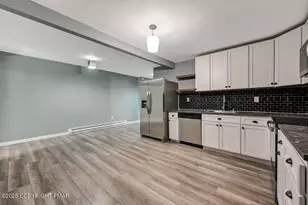 128 E Broad St, Tamaqua, PA 18252 - Photo 26