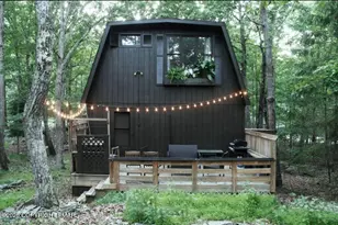 169 Saunders Dr, Bushkill, PA 18324 - Photo 4