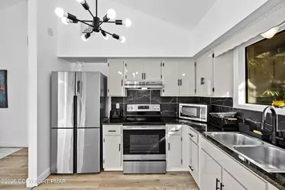  2398 Woodcrest Drive, East Stroudsburg, PA 18302 - Photo 14