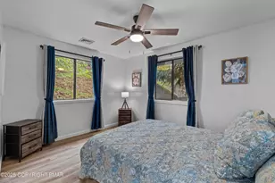 2398 Woodcrest Dr, East Stroudsburg, PA 18302 - Photo 10