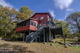 1142 Yorkshire Ln, Bushkill, PA 18324 - Photo 2