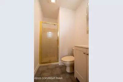  1142 Yorkshire Lane, Bushkill, PA 18324 - Photo 18