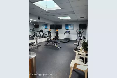  4 Middle Village Way, Tannersville, PA 18372 - Photo 34