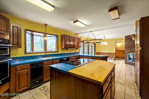 2443 Tacoma Dr, Blakeslee, PA 18610 - Photo 16