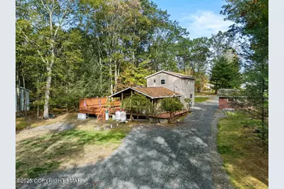  430 Indian Way, East Stroudsburg, PA 18302 - Photo 4