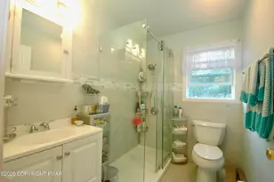 1329 Main Rd, East Stroudsburg, PA 18302 - Photo 14