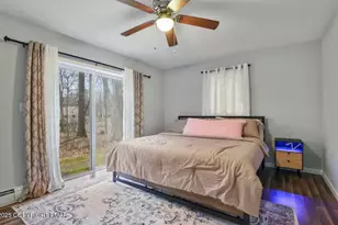 1579 Belgravia Dr, Tobyhanna, PA 18466 - Photo 12