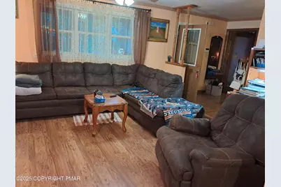  255 E Broad Street, East Stroudsburg, PA 18301 - Photo 4