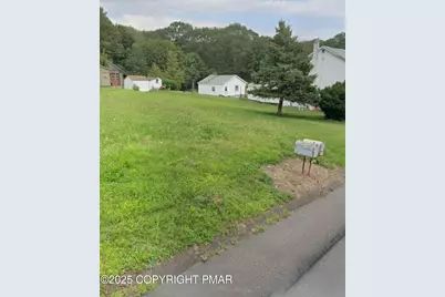  17 Upper Lehigh Main Street, Freeland, PA 18224 - Photo 4