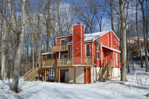 128 Ashley Ct, Bushkill, PA 18324 - Photo 1