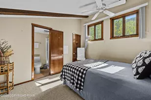 129 Cross Country Ln, Tannersville, PA 18372 - Photo 32