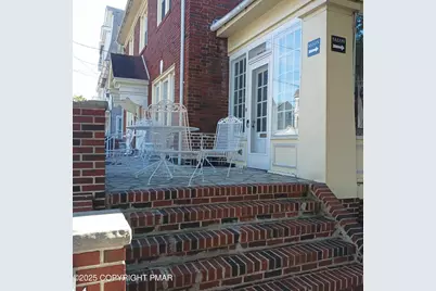  6 East Avenue, Mount Carmel, PA 17851 - Photo 2