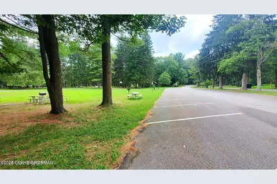  133 Mountain Drive, Greentown, PA 18426 - Photo 36