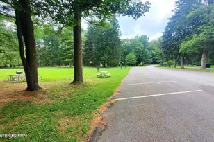 133 Mountain Dr, Greentown, PA 18426 - Photo 36