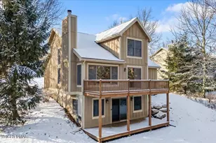 182 Upper Deer Valley Rd, Tannersville, PA 18372 - Photo 2