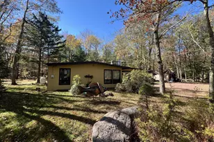 25 Red Oak Rd, Lake Harmony, PA 18624 - Photo 2