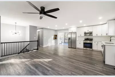  411 Alter Avenue, Pocono Summit, PA 18346 - Photo 10