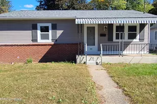 194 Broad St, Stroudsburg, PA 18360 - Photo 2