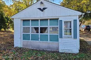 194 Broad St, Stroudsburg, PA 18360 - Photo 16