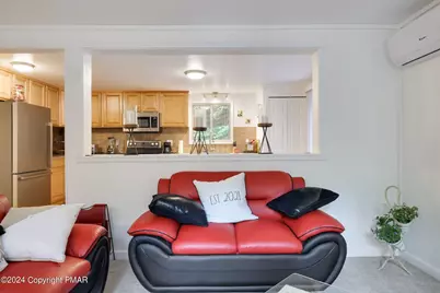  9660 Stony Hollow Drive, Tobyhanna, PA 18466 - Photo 8