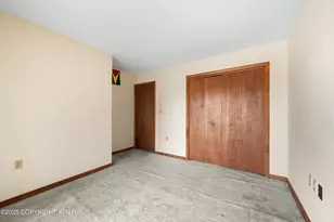 135 Salisbury Rd, Bushkill, PA 18324 - Photo 6