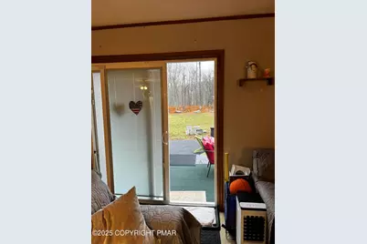  945 Country Place Drive Drive, Tobyhanna, PA 18466 - Photo 22