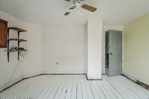 144 W Broad St, East Stroudsburg, PA 18301 - Photo 24