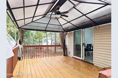  1001 Long Lake Road, Tamiment, PA 18371 - Photo 34