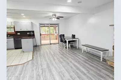  1001 Long Lake Road, Tamiment, PA 18371 - Photo 10